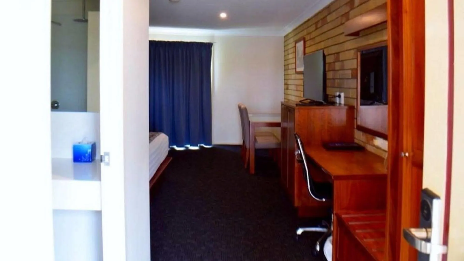 The Western Heritage Motor Inn Moranbah